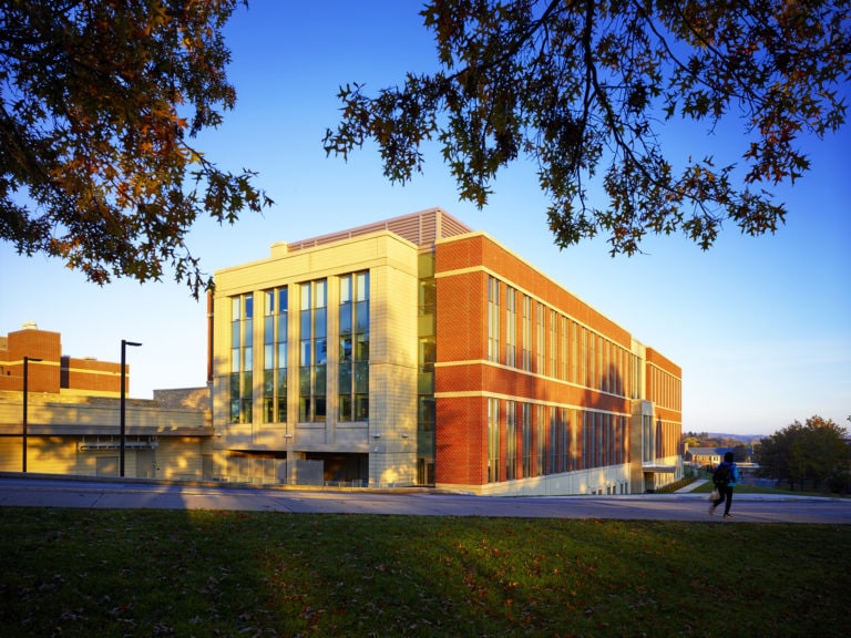 Ed Massery; Massery Photography, Inc.; West Virginia University Davis College of Agriculture Science Bld,; HOK Architects